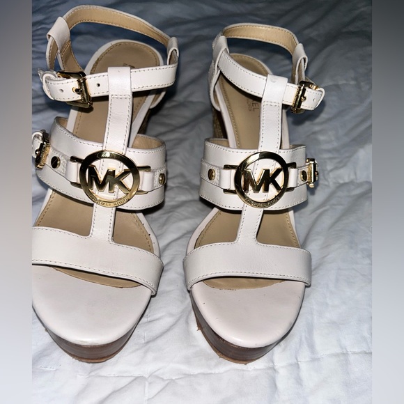 Michael Kors - Mackenzie Wedge Sandal eggshell white size 7.5 Open Toe platform - Picture 7 of 15